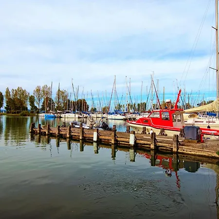 Siofok, Balaton 6 شقة